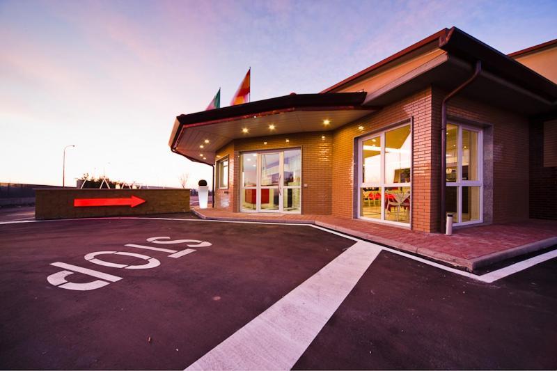 Motel Autosole Vip Castelnuovo Scrivia Eksteriør bilde